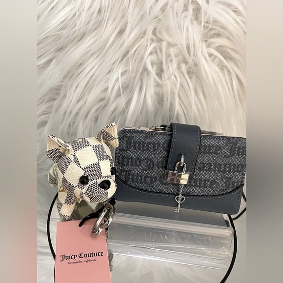 Juicy Couture Handbags - NWT! JUICY COUTURE TAB CARD WALLET